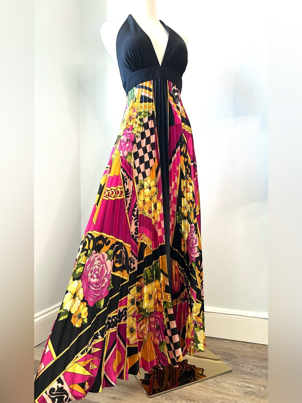 Cache Vintage Y2K Black Pink Satin Pleated Scarf Print Halter Maxi Dress Small